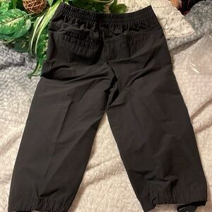 ♦️ DANSKIN Now parachute Capri pants elastic bottom leg SZ:S(4-6) Black stretchy